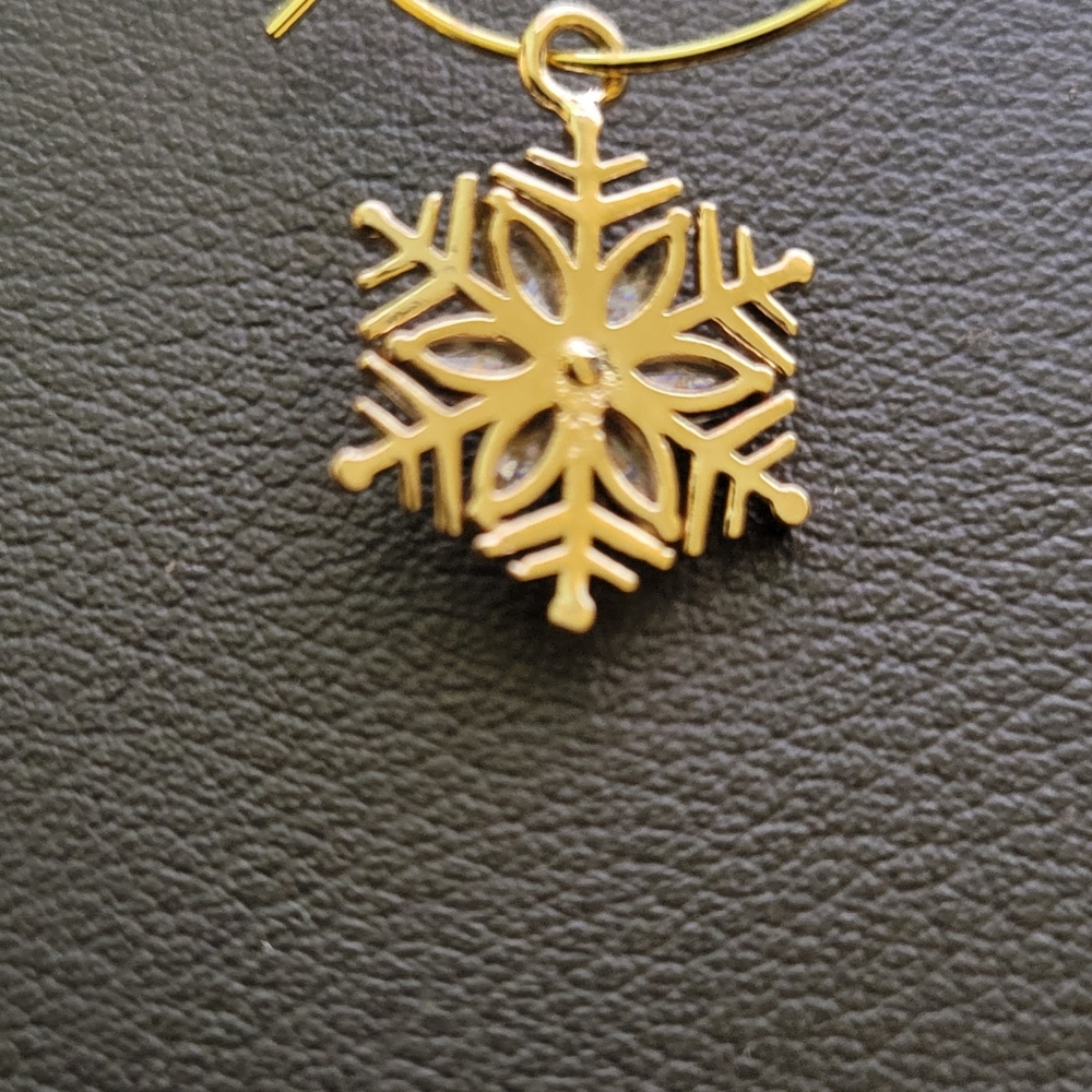 Snowflake earrings - Picture 3 of 5